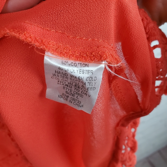 Umgee Sheer Hi Lo Lace Hem Sleeveless Tank Top - Picture 5 of 9